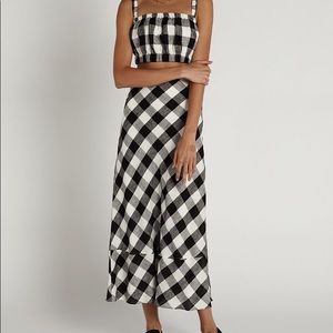 Dissh linen check skirt, size 6, fits more like a 4, worn once